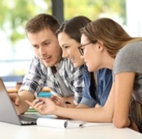 Imagen estudias becas de posgrado