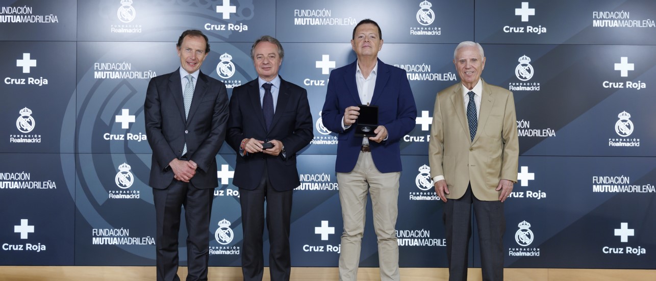 Firma programa Fundaciones Mutua, Real Madrid y Cruz Roja_Compañeros